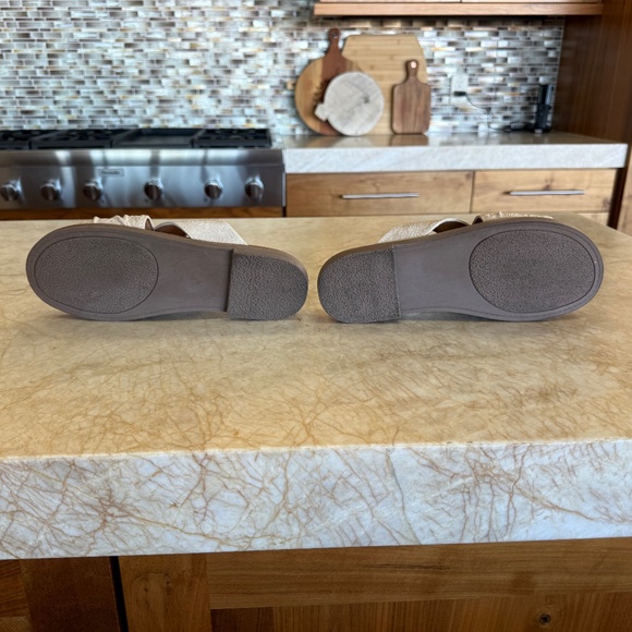 Very G Jolene Tooled Sandal - Picture 5 of 5